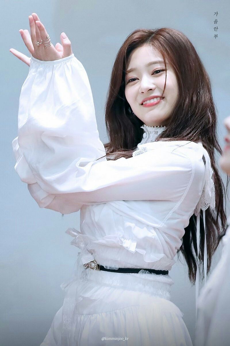 아이즈원 김민주 최애사진 아이즈원 김민주 최애사진