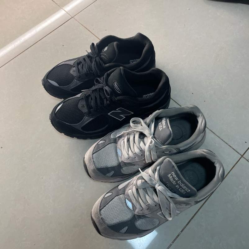 뉴발란스 2002r과 993 가품 비교