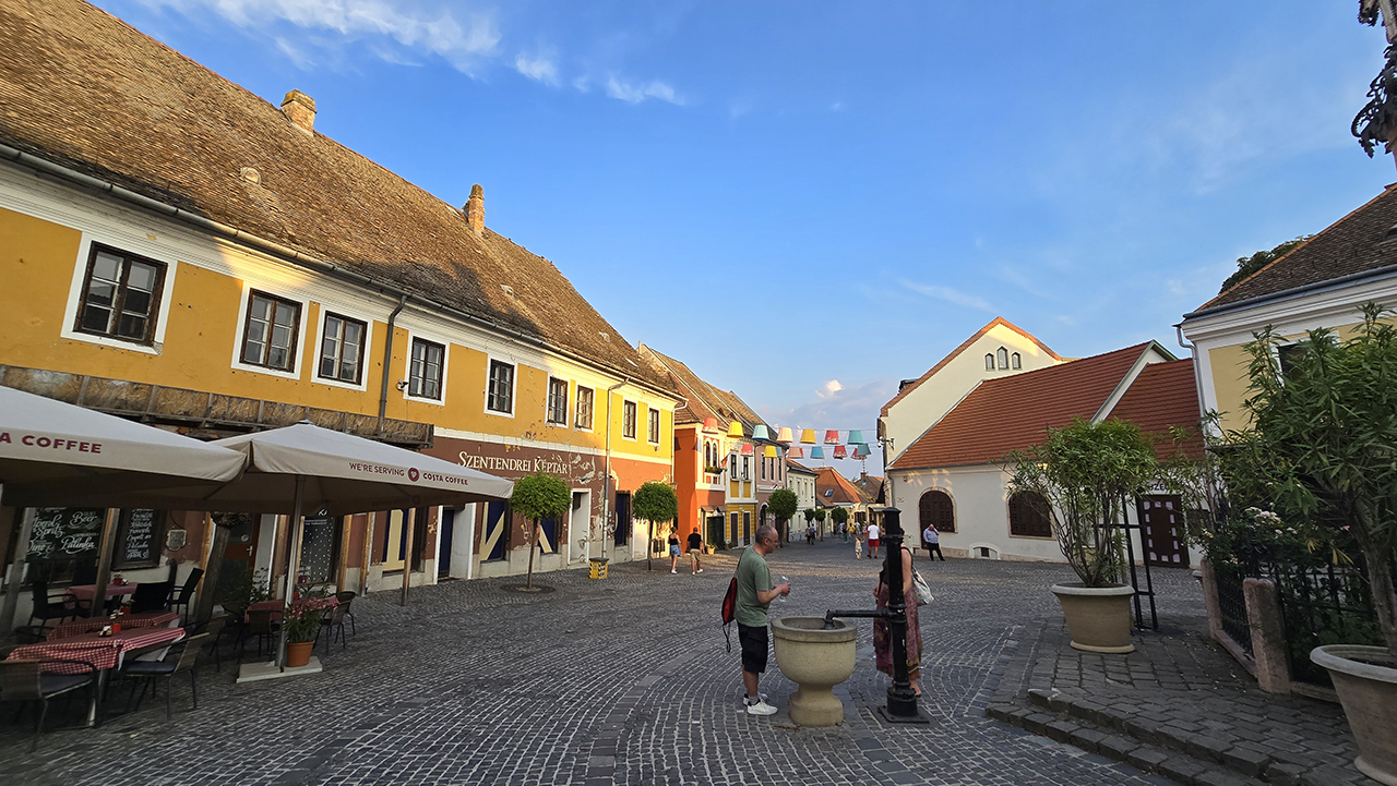 센텐드레 메인 스퀘어