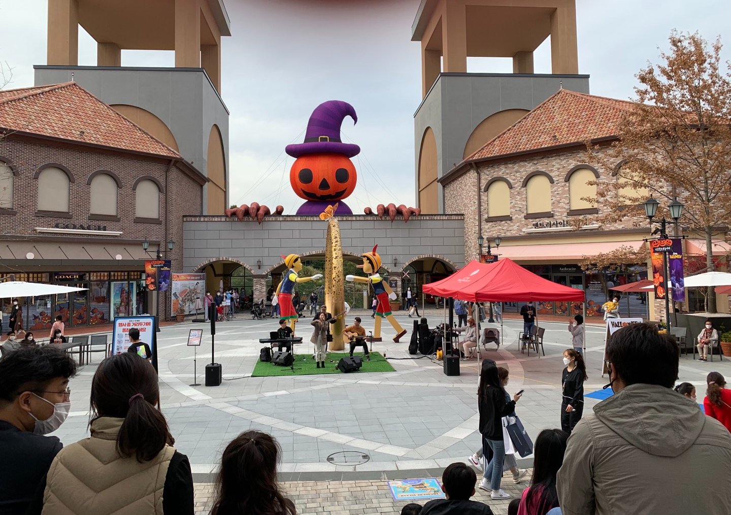 용인 기흥 롯데아울렛 피노키오광장