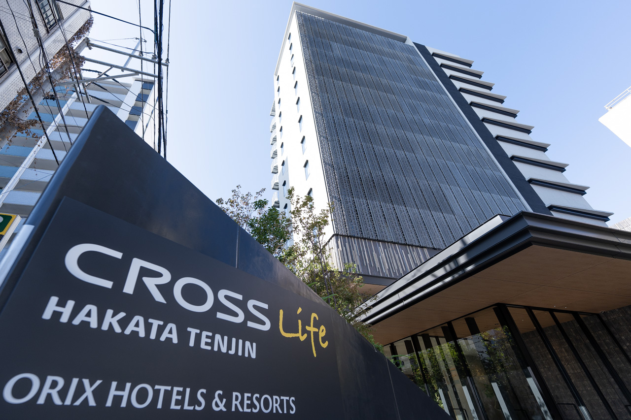 Cross Life Hakata Tenjin, source photograph 4