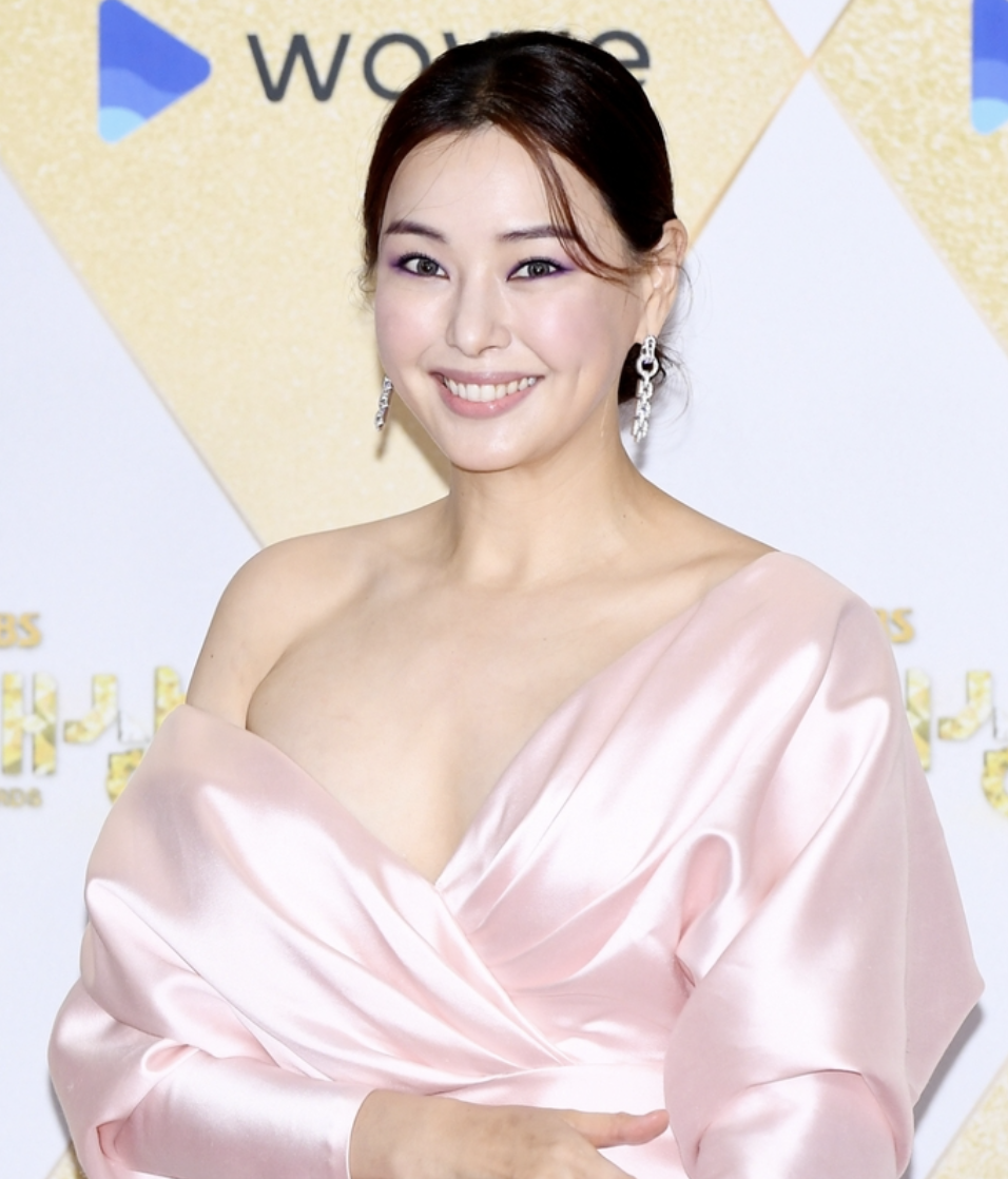 이하늬 시상식 몸매