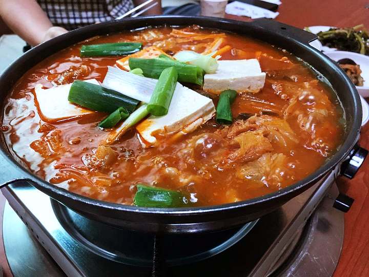 생생정보 메기 매운탕 맛집