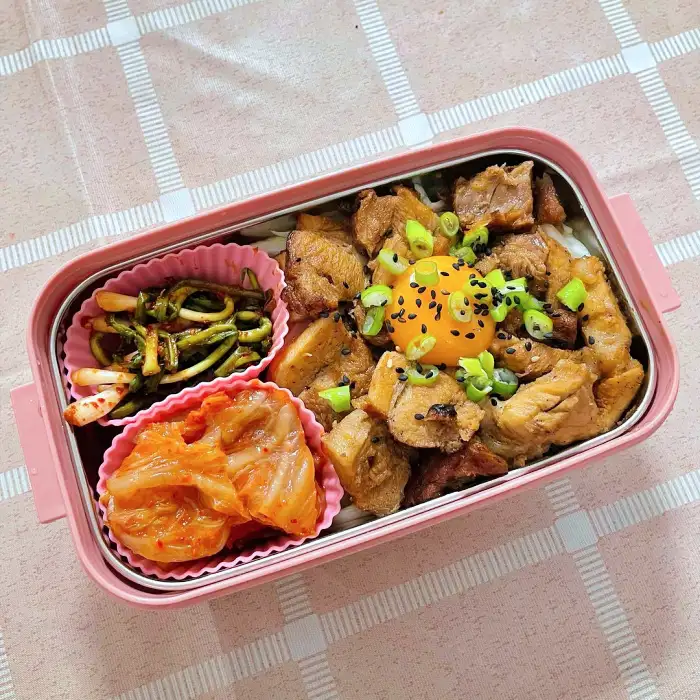 생생정보 틱톡 조회 수 59만 뷰 생활비 절약 남편 출근 도시락 만들기 채널