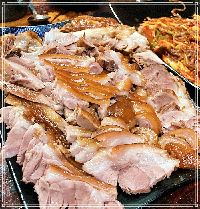 중랑구&#44; 사가정역 맛집 28년 전통 반반 족발