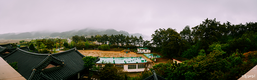 한채당 앞 전경