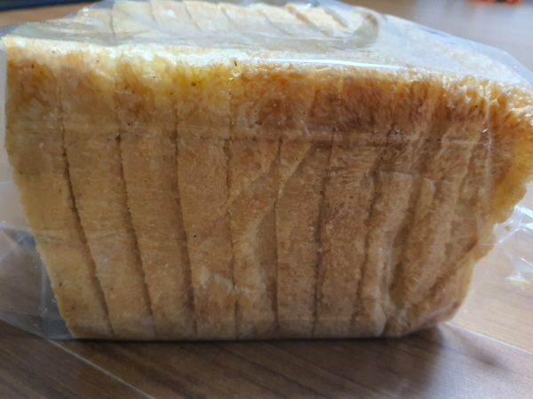 모나 베이커리 수국차빵 식빵