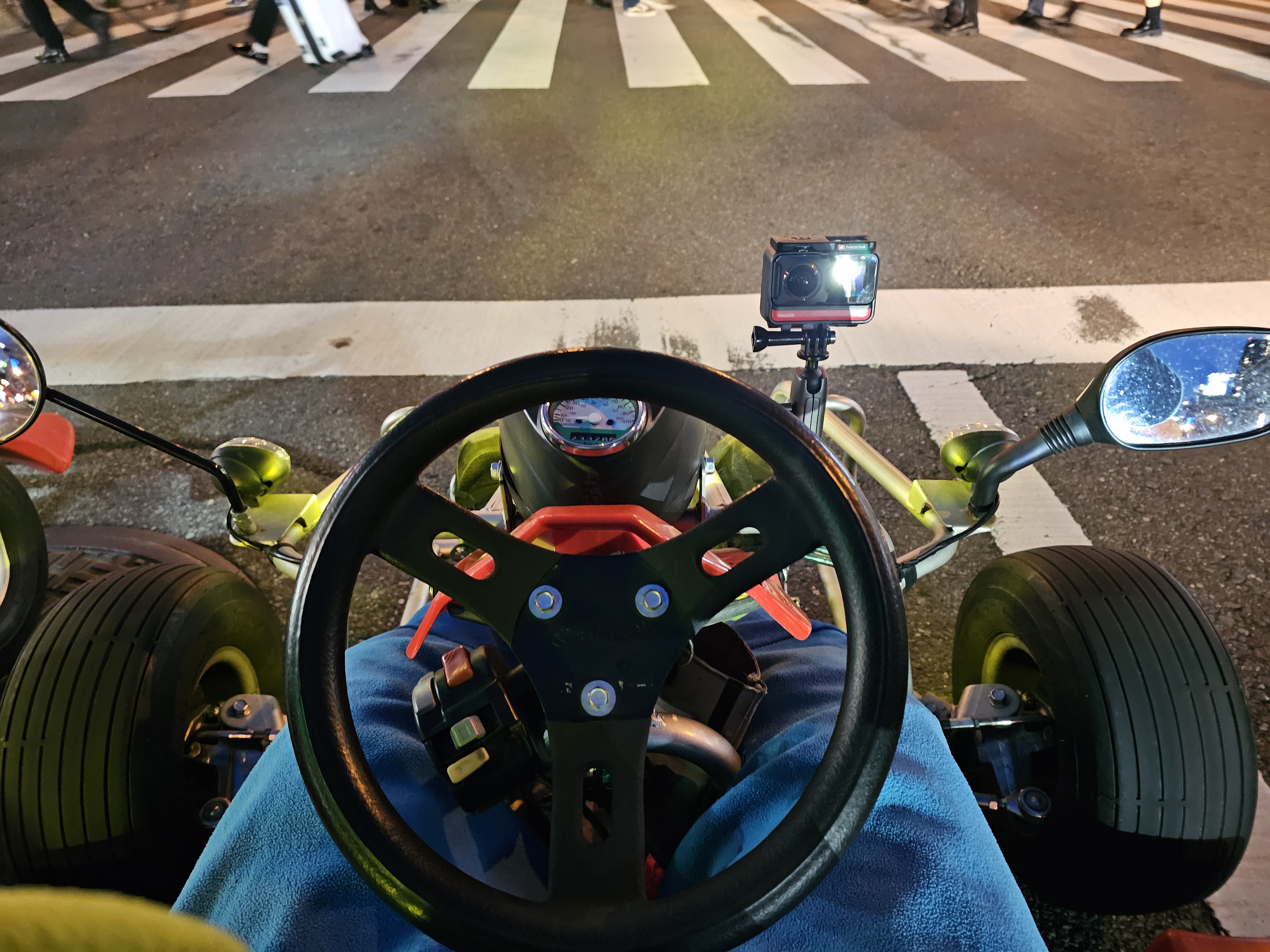 아키바 카트 차체