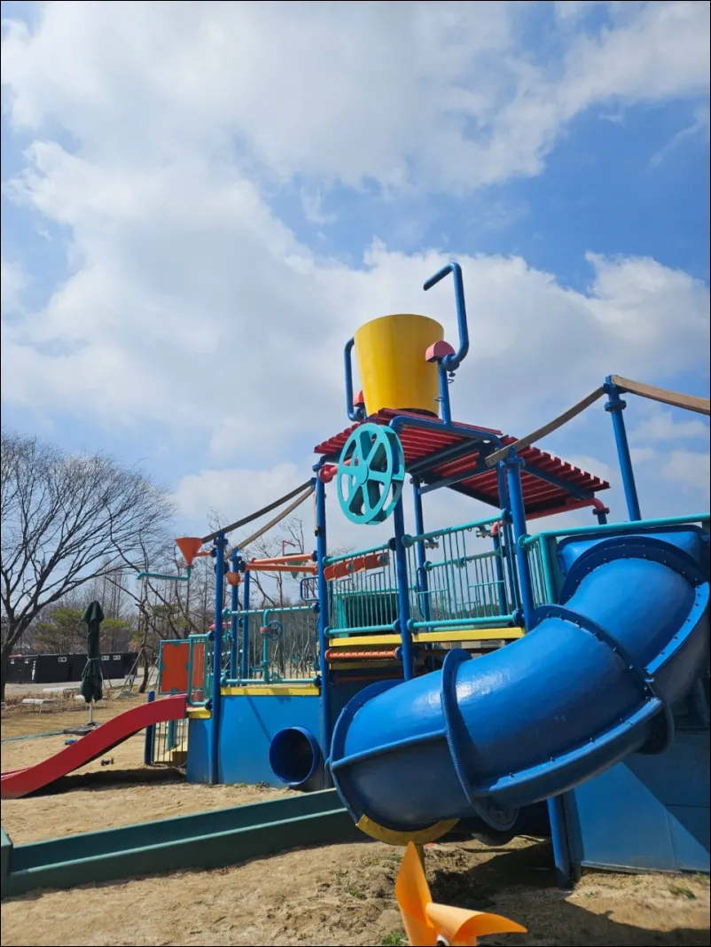 캠핑어라운드 여름 물놀이 시설