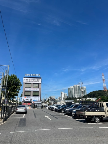 경기도 분당시 대왕판교로&amp;#44; 미금역과 동천역 인근 한식 소고기 가게 소떼마을은 주차장이 넓다