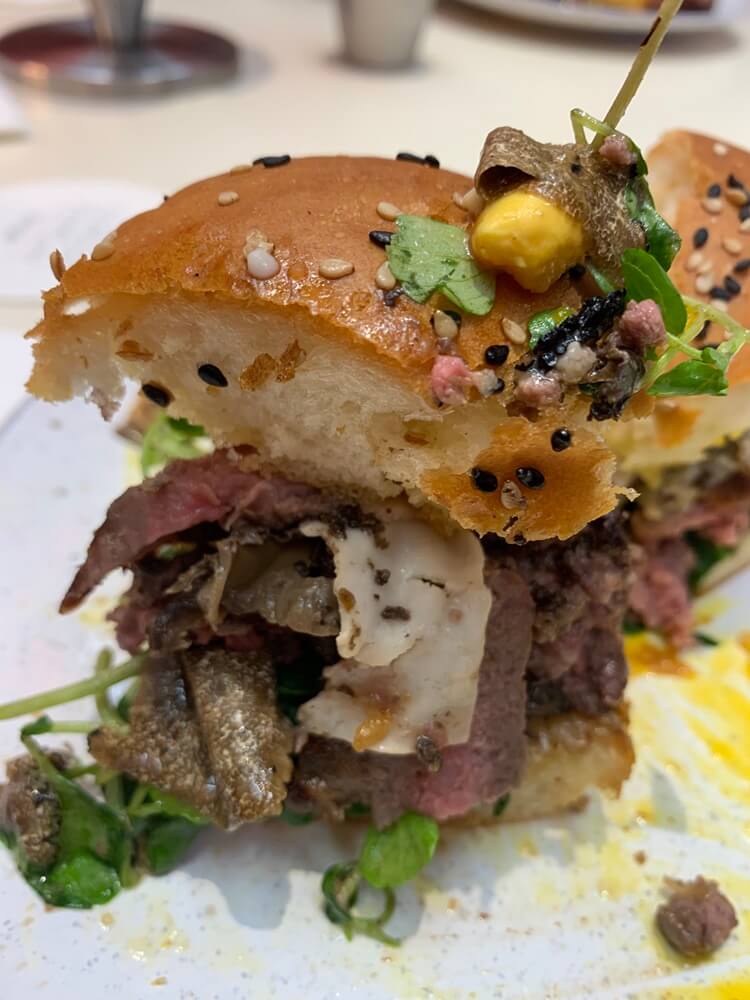 트러플 페리코노 치즈와 트러플 버섯