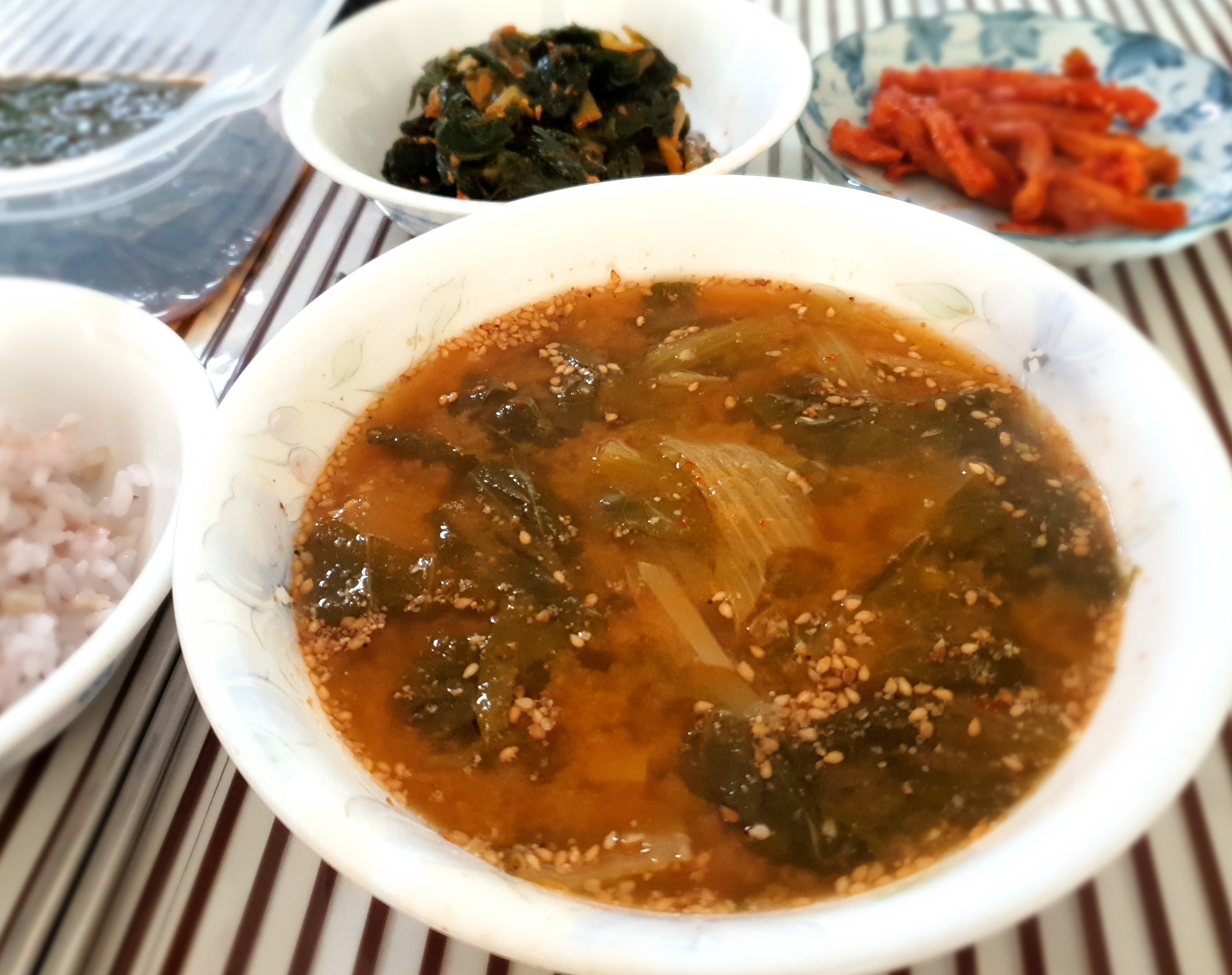 맛있는-아침상을-차렸습니다.