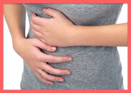 노로바이러스는 어떻게 전염되나?-배아픈여성