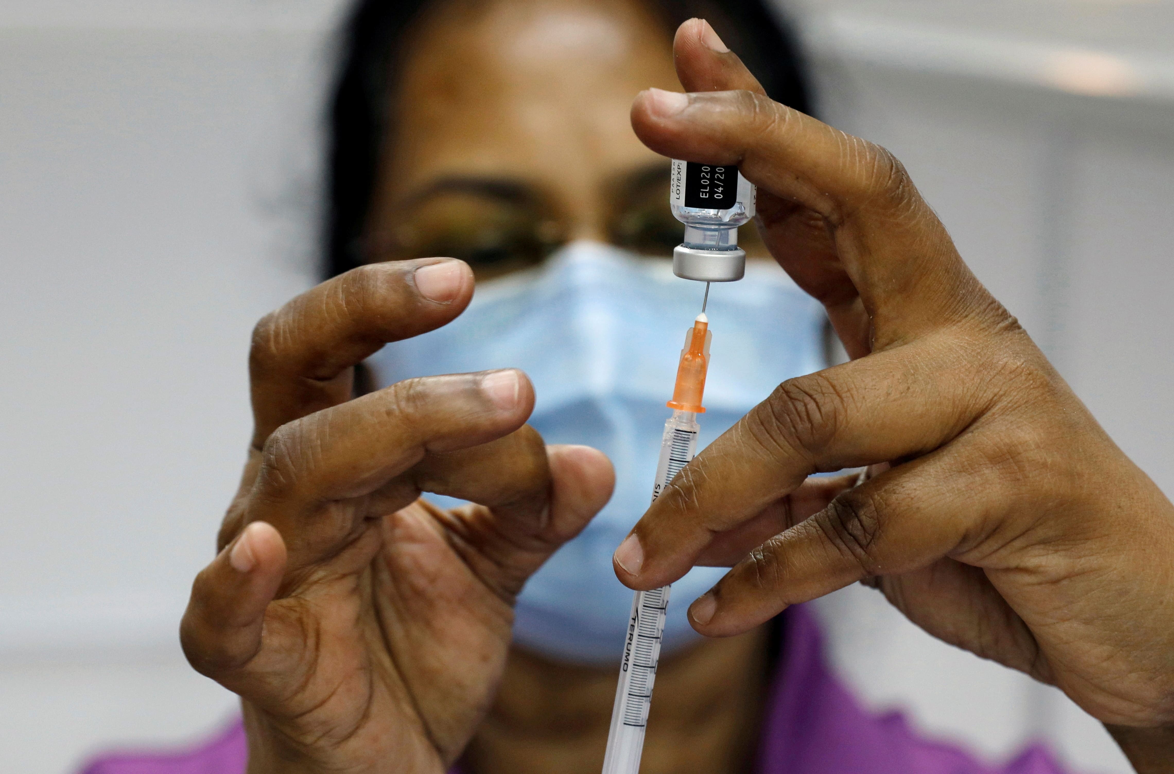 CDC "코로나19 사망, 성인 10명 중 6명 백신 접종자" Why Do Vaccinated People Represent Most COVID-19 Deaths..