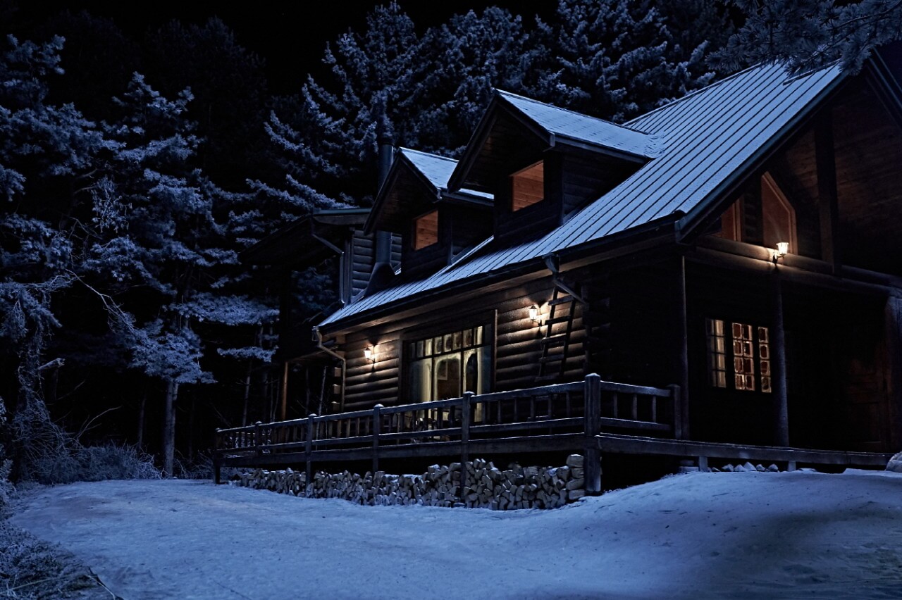 영화 속 회장님의 눈내린 산속 별장