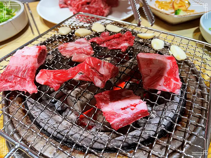 식객 허영만 백반기행 2022 한우특집 고주원 편 한우 생갈비 안창살 육개장 곰국 50년 노포 대구 맛집 소개