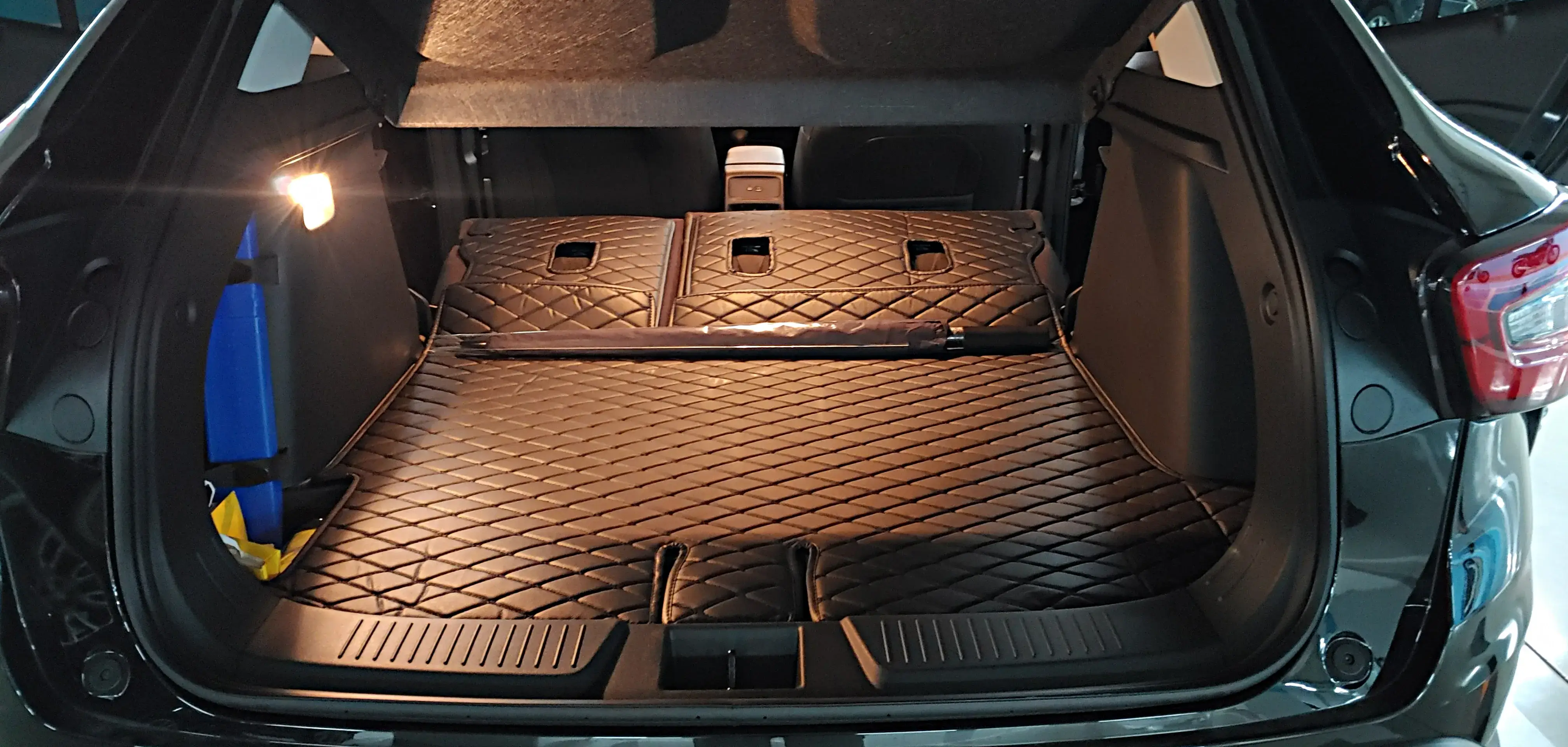 쉐보레 트랙스 크로스오버 내부 및 인테리어