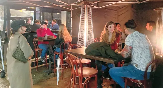 스피드데이트 간단한 아이스브레이킹 공동체 게임 레크레이션 추천_1