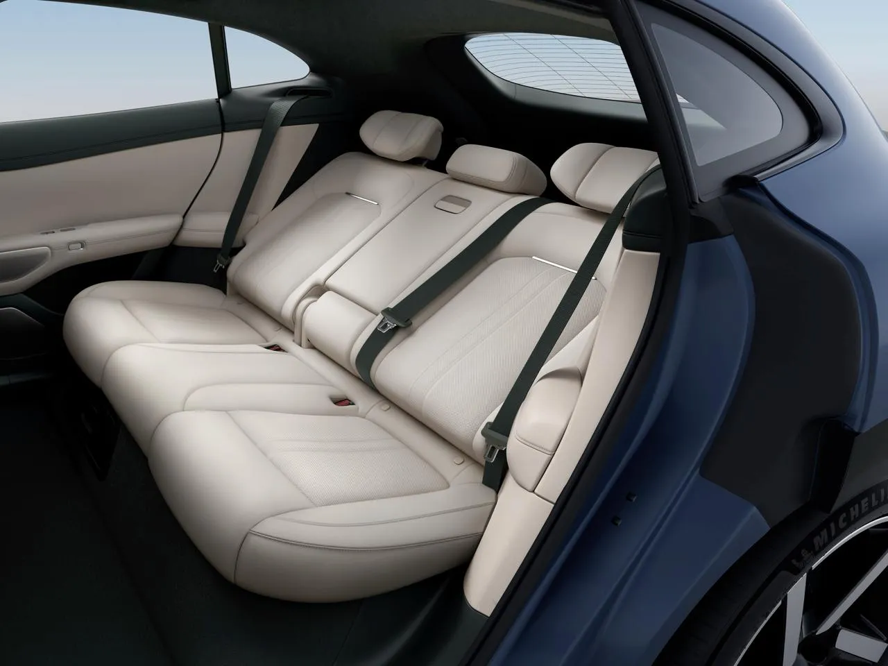 샤오미 전기차 YU7 이미지