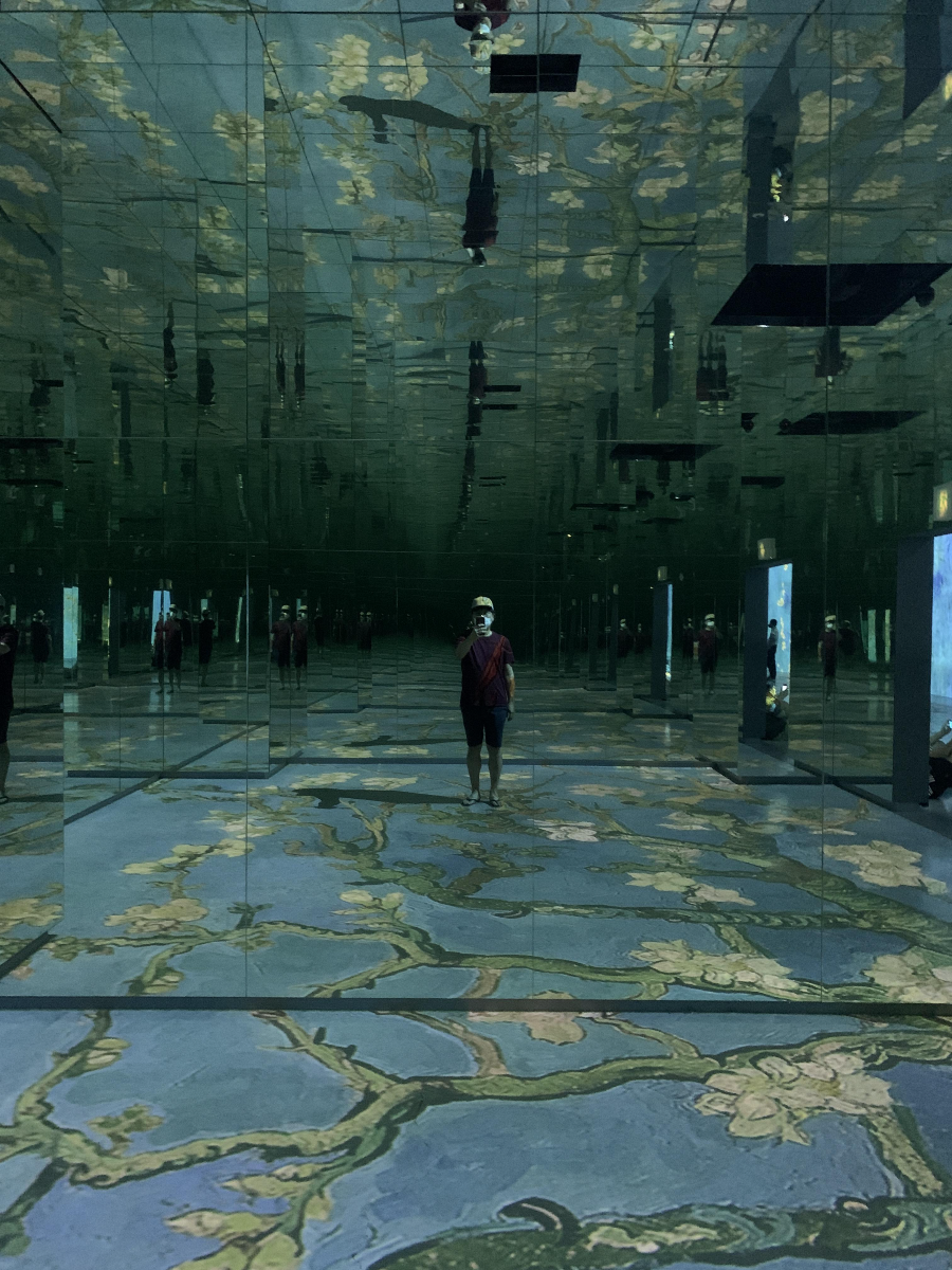 빛의 벙커 - 미러룸