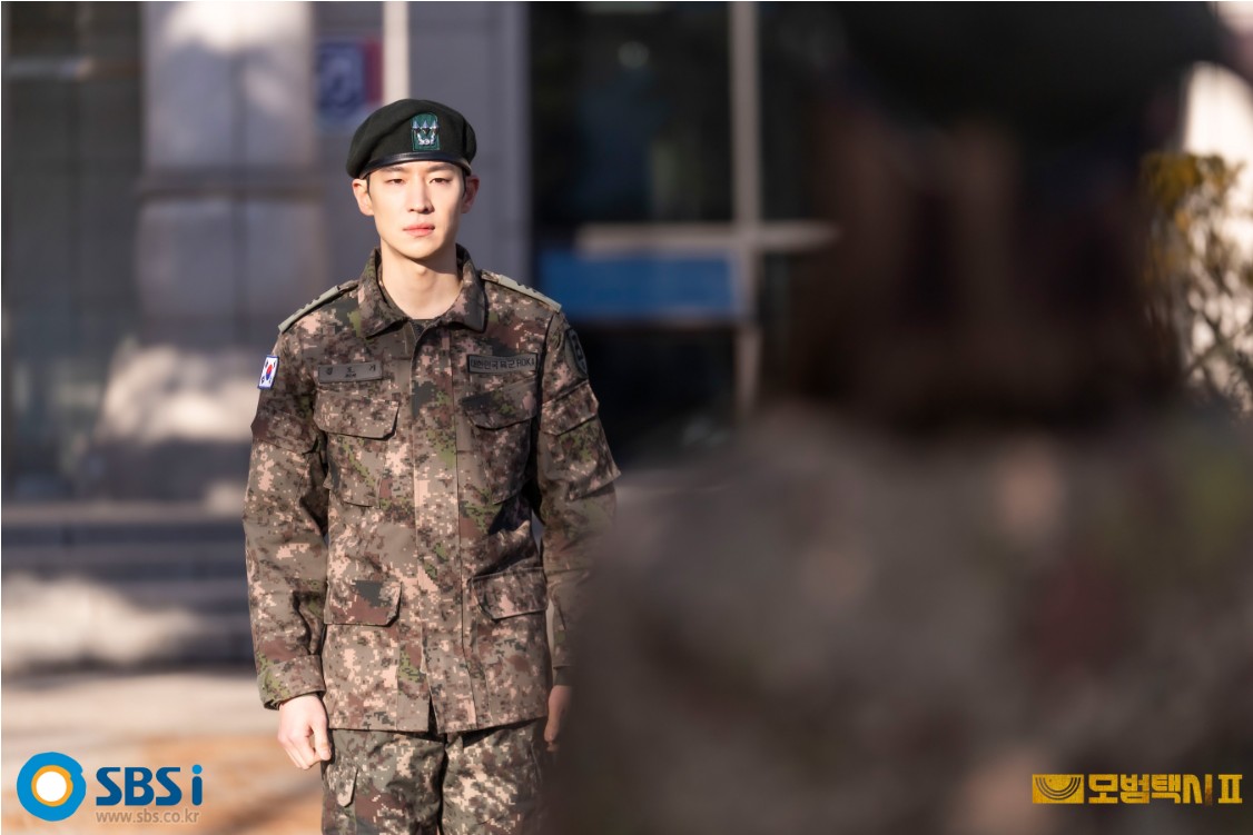 김도기-군복입은사진