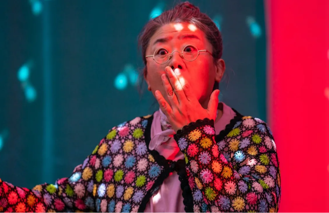 좀비딸 신기록, 조정석 좀비딸 1위, 조정석 영화, 여름 흥행 불패, 한국 코미디 영화, 박스오피스 1위, 좀비딸 후기, 좀비딸 평점, 조정석 코미디, 2025 영화 흥행, 천만 영화 후보, 좀비딸 박스오피스, 좀비딸 개봉 첫날, 한국 영화 최고 오프닝, 여름 영화 추천