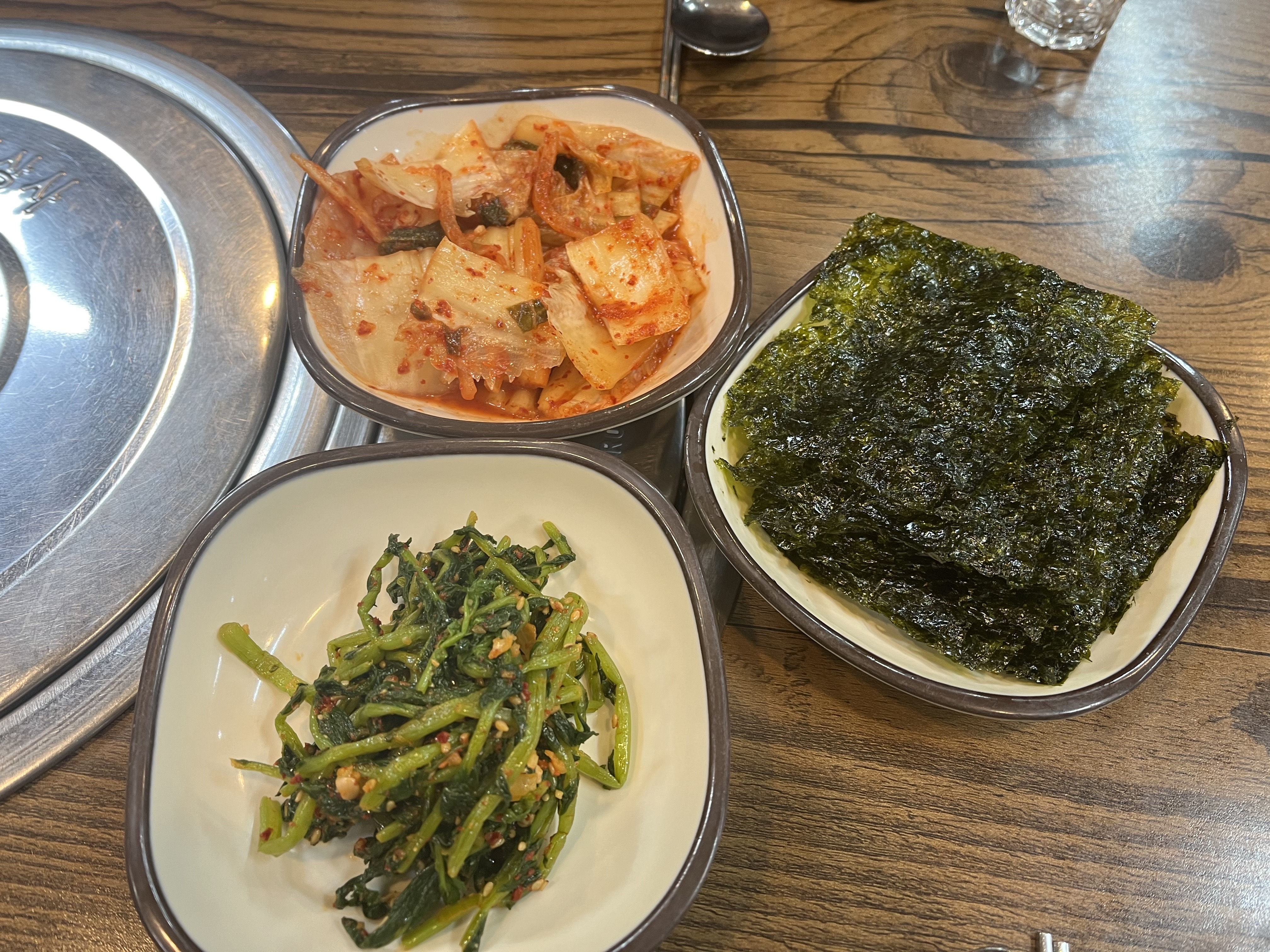 풍년식당 기본 반찬