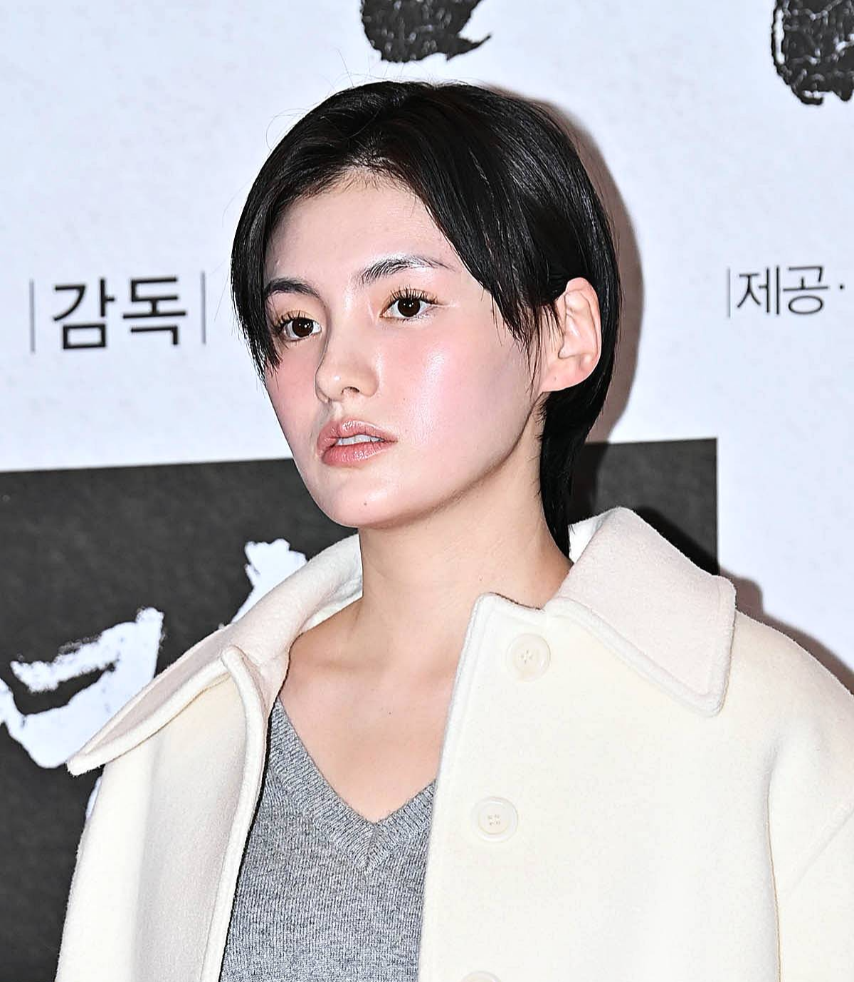 배우-김용지