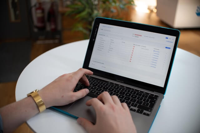 화장품 브랜드 변경관리