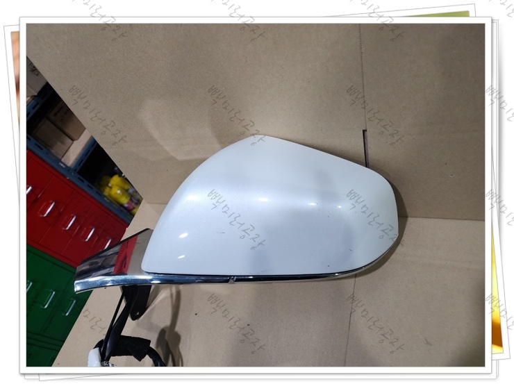 테슬라 모델X 전기형 중고 사이드미러 정면부