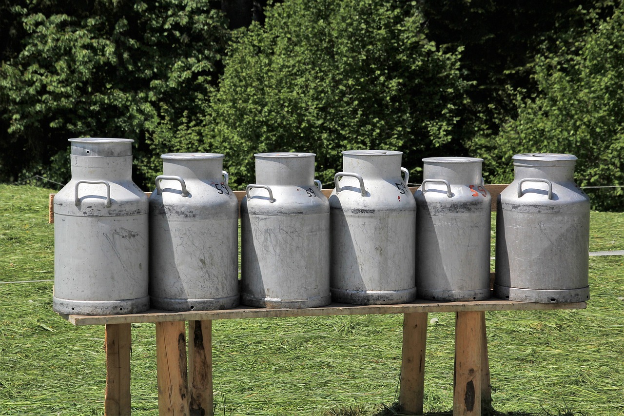 우유를 담는 통