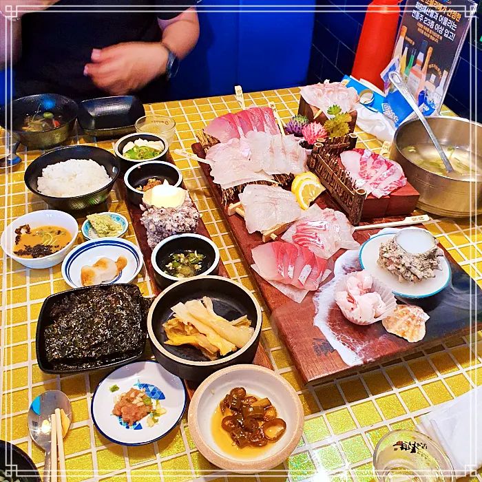 인천, 연수동, 동춘동 맛집 내 손으로 직접 잡는다, 전국을 누비는 도시 어부, 제철 모듬 회