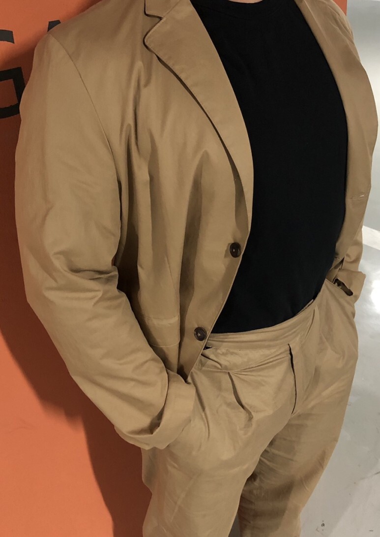 데일리 룩(오뭘입)_비슬로우 스탠다드 셋업 베이지, 무신사스탠다드 반팔, MMGL 샌들 OOTD