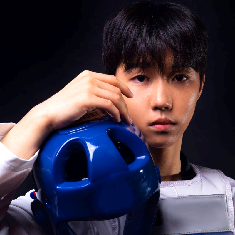 박태준