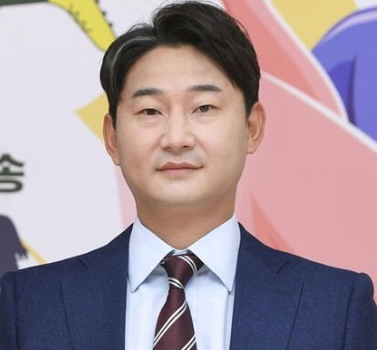 이천수 프로필 나이 고향 학력 부인 유튜브