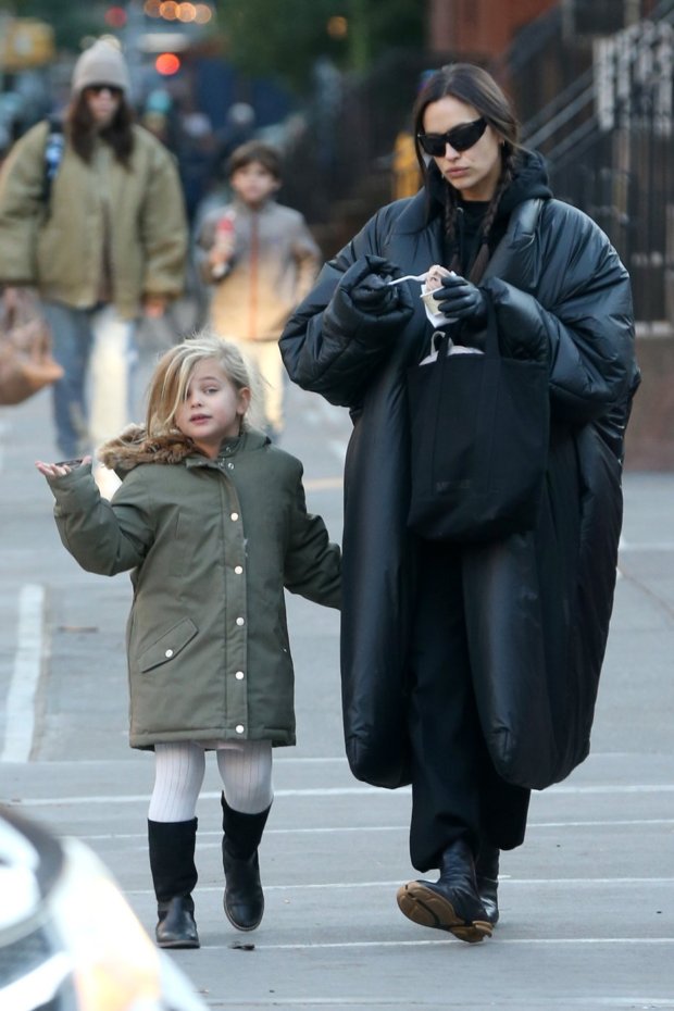 이리나 샤크 롱패딩