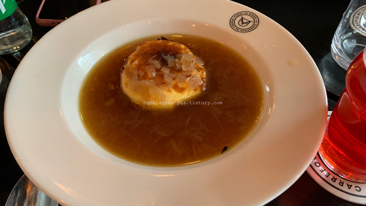 PARIS-LE HIBOU-FRENCH ONION SOUP