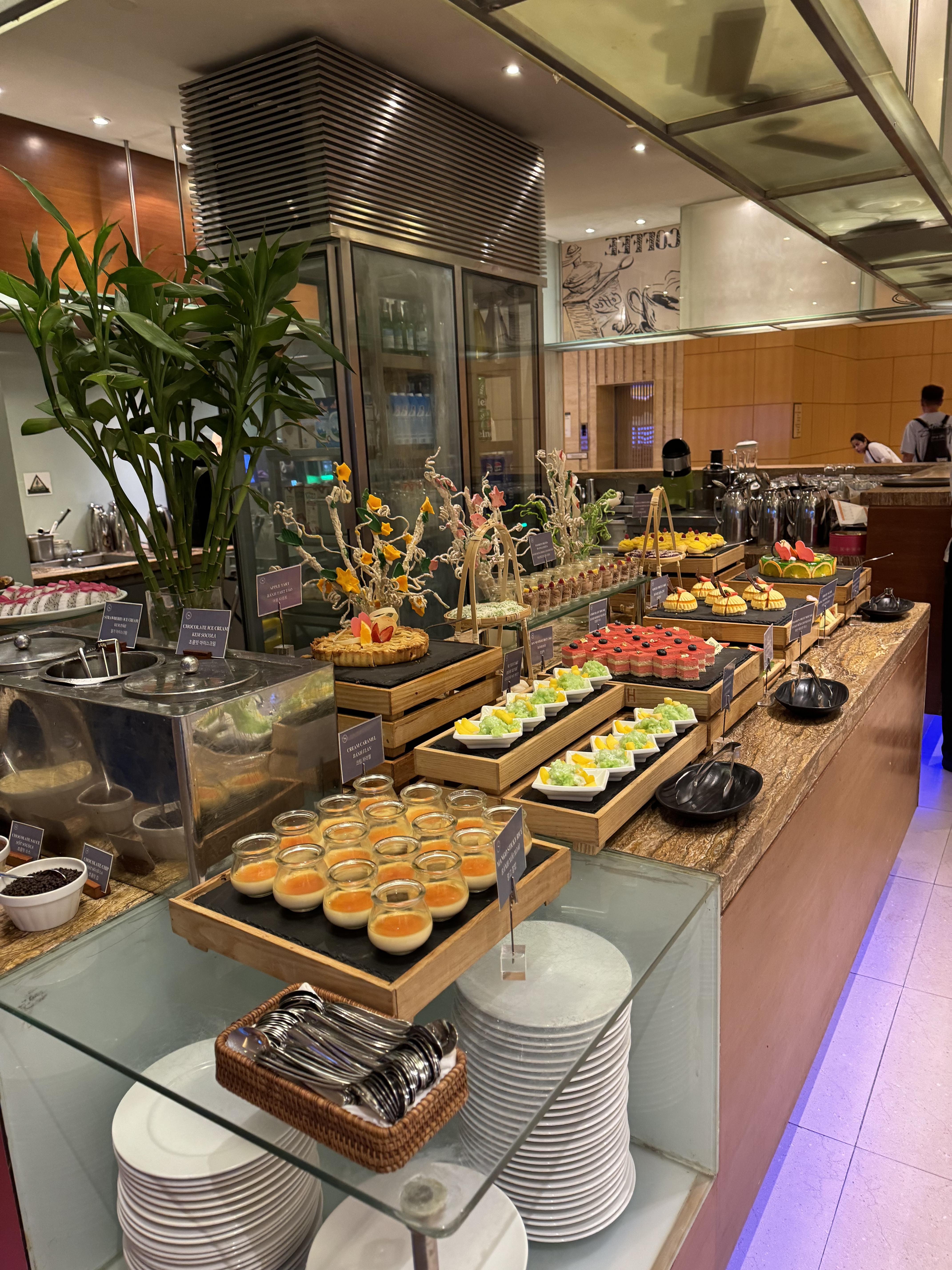 나트랑 쉐라톤 호텔 디너 랍스터 무제한 뷔페