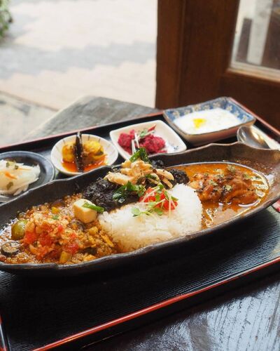 오사카/우메다 카레, 스프카레 맛집 추천 3곳[일본 현지인 추천](큐야무테츠도, Rojiura Curry SAMURAI, 시너지)