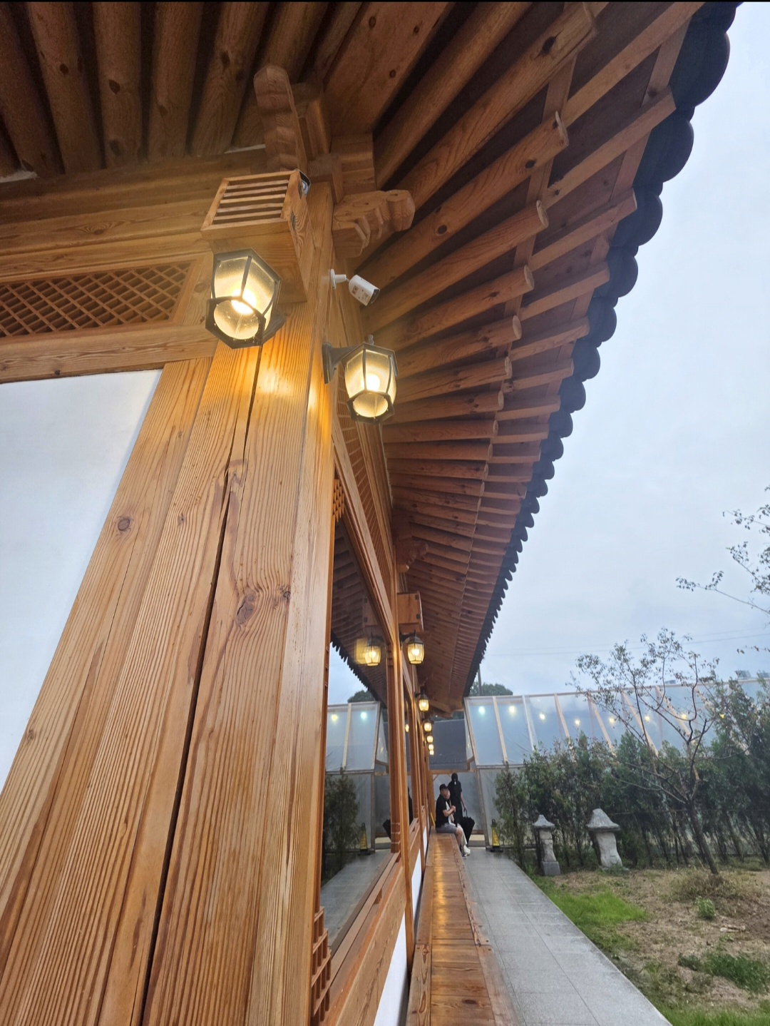 수복헌 한옥 목조 천장과 처마