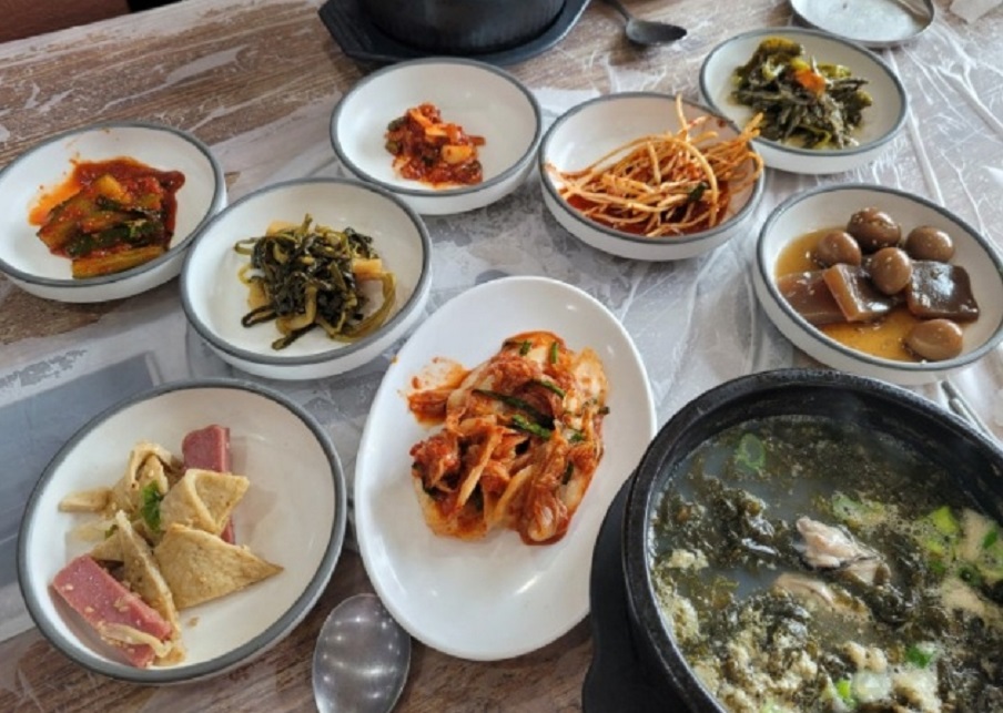 백반기행-서천-김굴해장국-보라가든