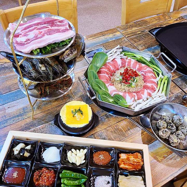 생방송오늘저녁 거제도 거제 3층 꽃 삼합 갓김치 해산물 소고기 차돌박이 청국장 샤부샤부 맛집 추천
