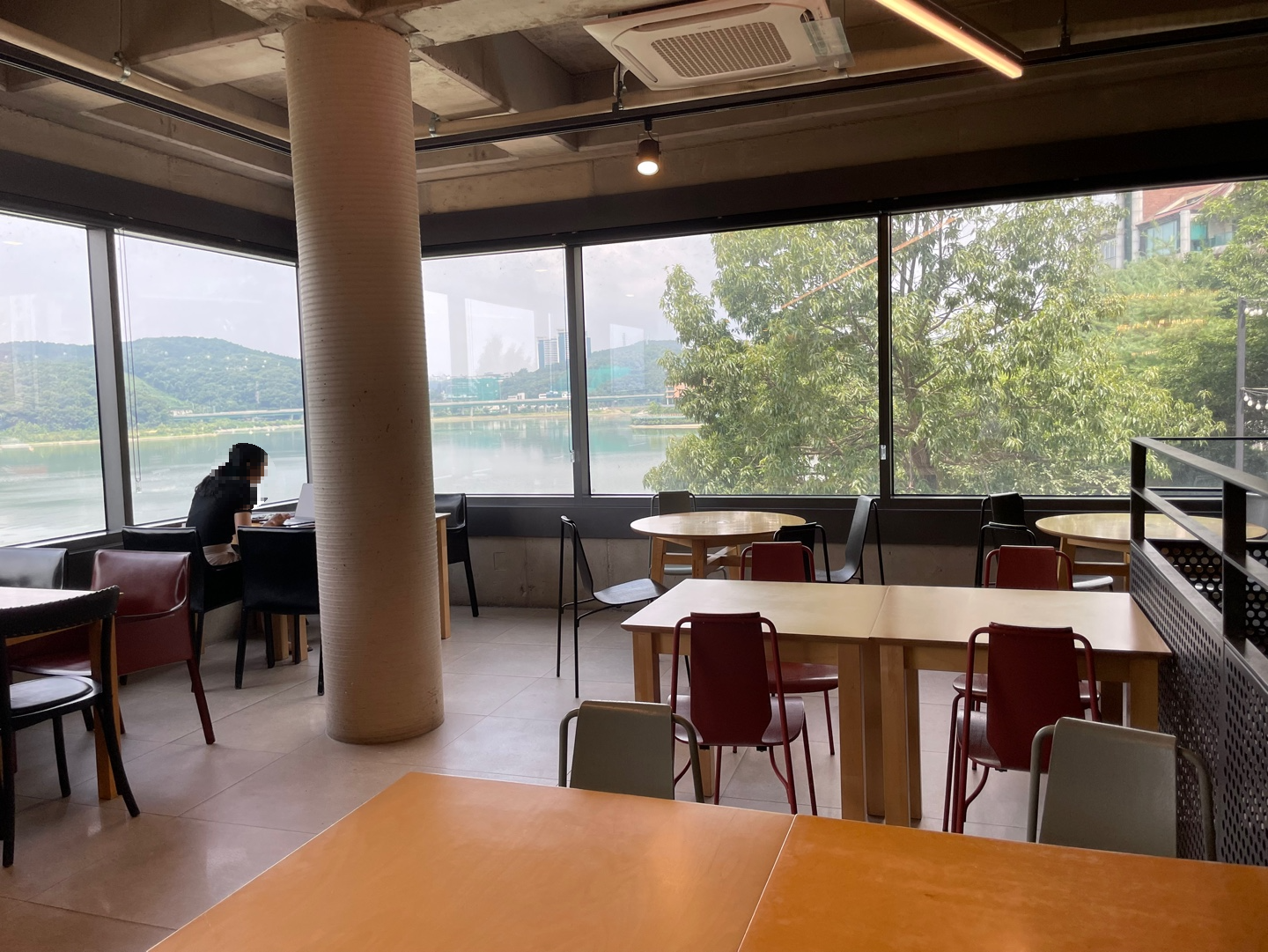 용인 기흥 호수앉기 대형 베이커리 카페