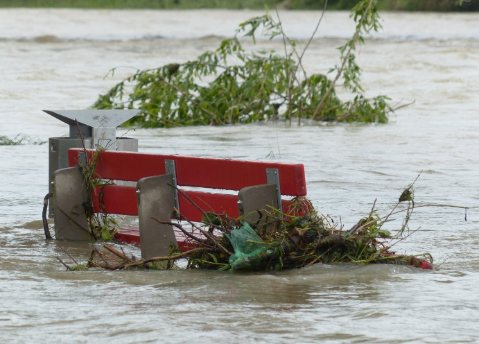 도쿄vs 오사카 지진 피해 이미지