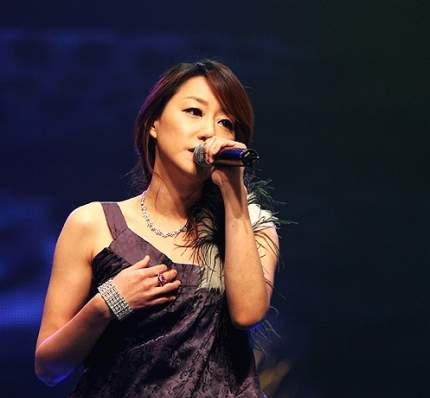 지선-가수-프로필-나이-남편-딸-근황