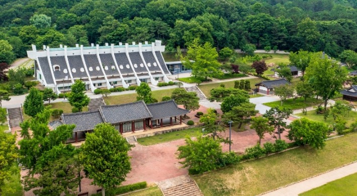 [충청남도 여행지 추천] 여행코스 갈만한곳 - 관북리유적과 부소산성 [유네스코 세계유산]