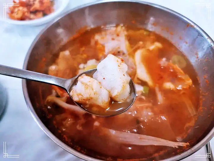 식객 허영만 백반기행 60년 노포 문희경 편 곰치국 문어볶음 장치조림 울진 맛집 소개