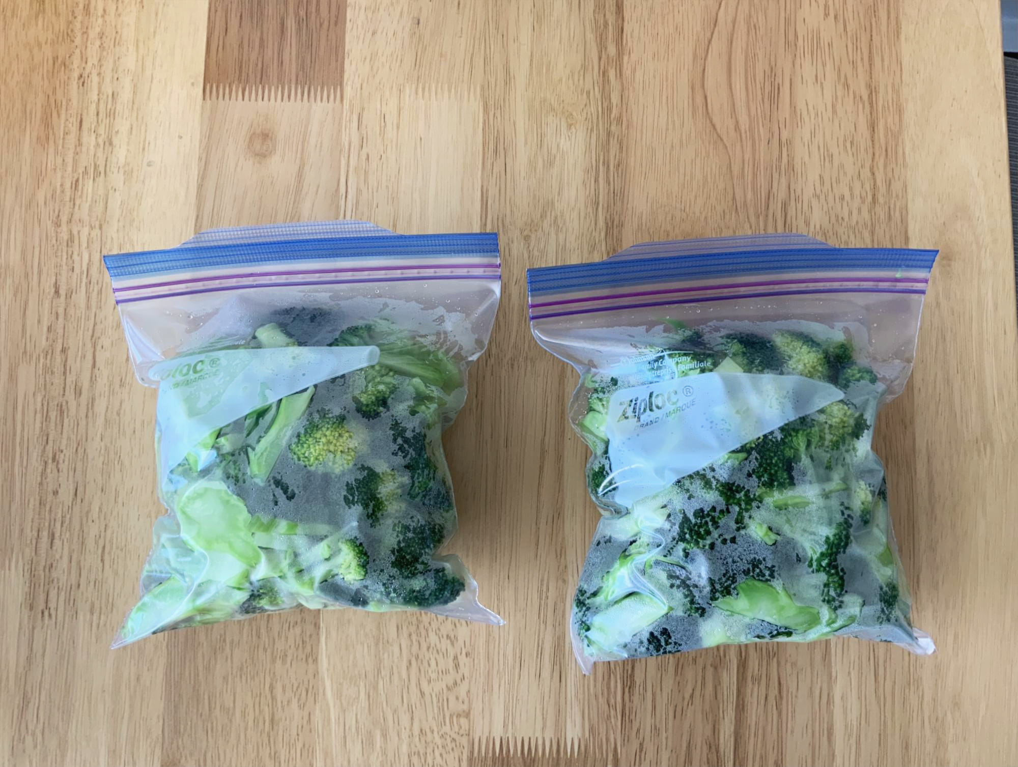 공기를 빼주고 지퍼백에 보관