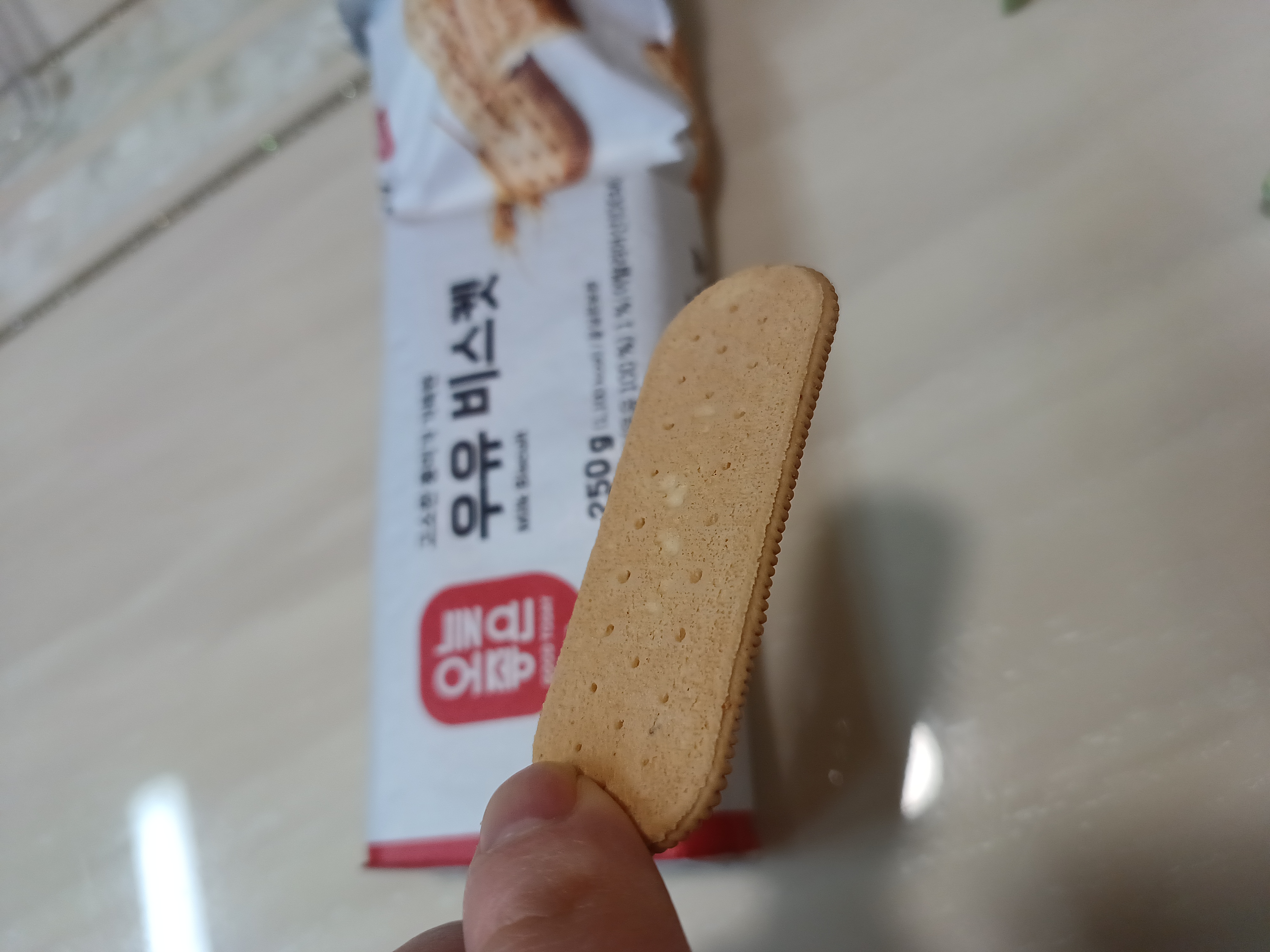 롯데마트 우유비스켓 모양