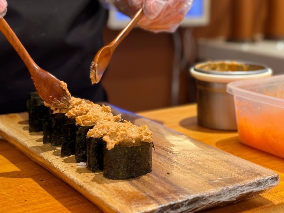 오마카세 오사이초밥 (안키모 군함 스시)